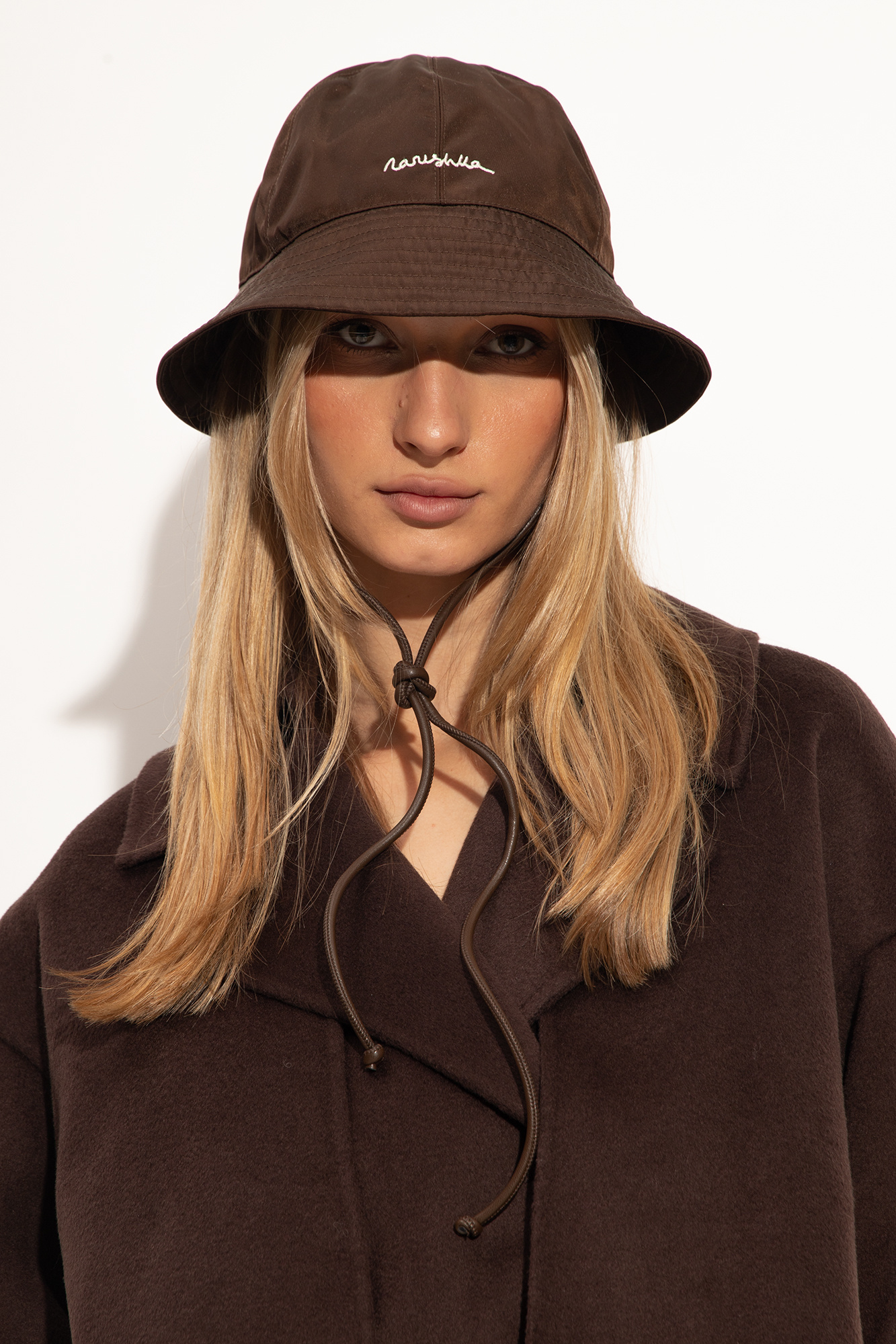 ハット nanushka 'Laurie' bucket hat Nanushka 'laurie' leather finish bucket hat | The Fashion Square